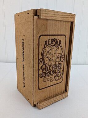 Vintage Homer Alaska Wooden Box Storage Wild Berry Products Souvenir Decor